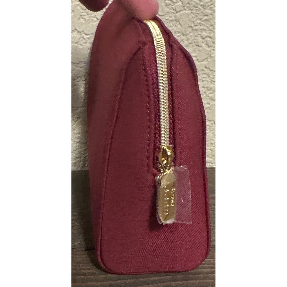 Gucci Beauty Burgundy Shimmer Makeup Bag Cosmetic Pouch Gold Logo New - Picture 5 of 15